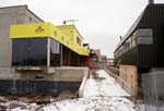 2_010403_westentry